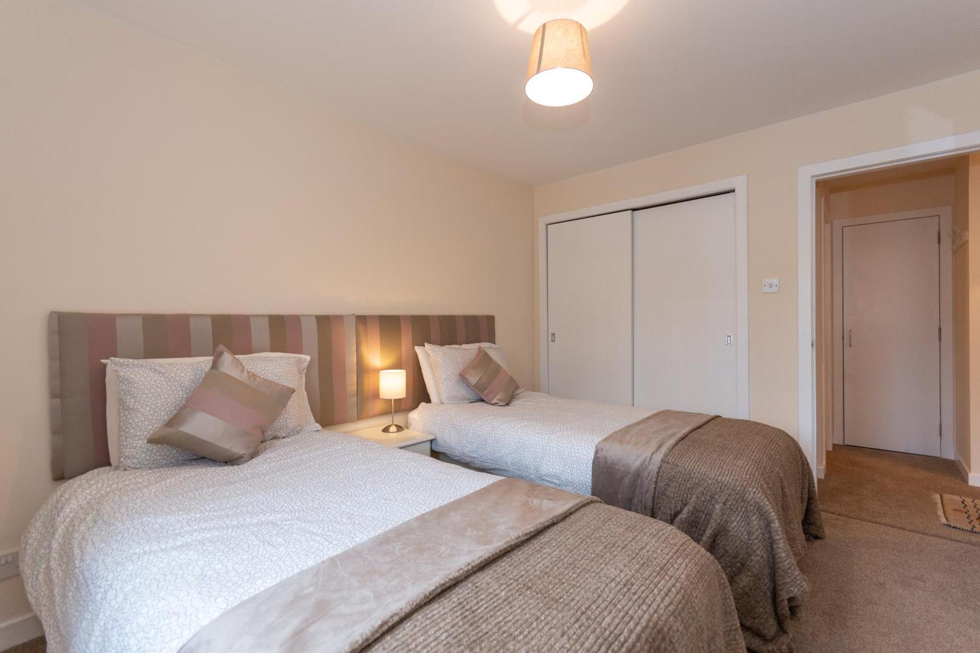 Central St Andrews 2 Bed Apartment - Free Parking מראה חיצוני תמונה